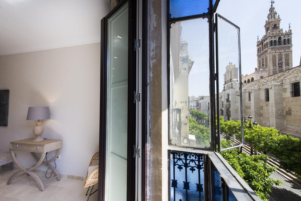 Apartamento Living By Cathedral Севиля Екстериор снимка